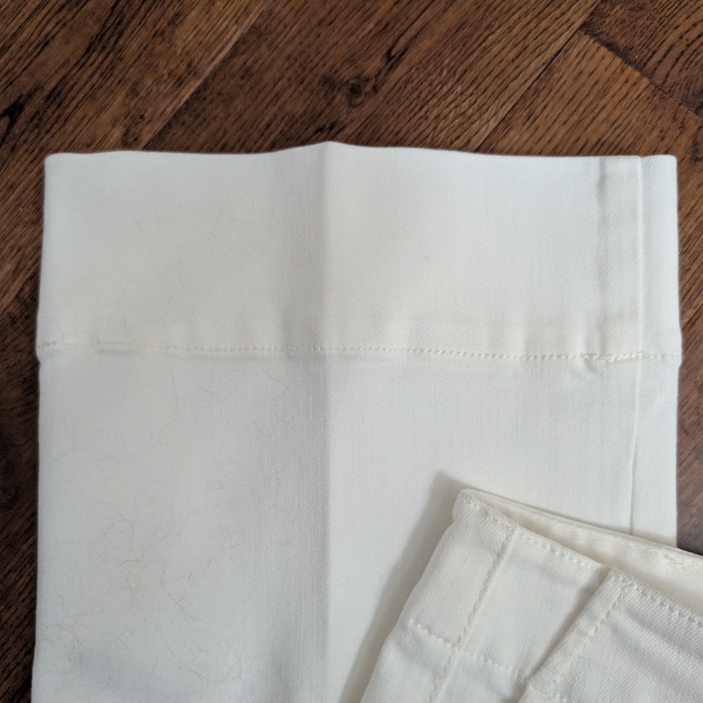 EUC Ladies Cabi White Denim Jeans Wide Straight Leg Size 2 - Picture 6 of 11